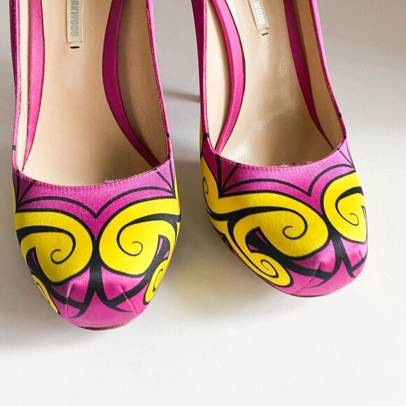 Nicolas Kirkwood Colourful Silk Satin Graffiti Heels 40 - Picture 4 of 12